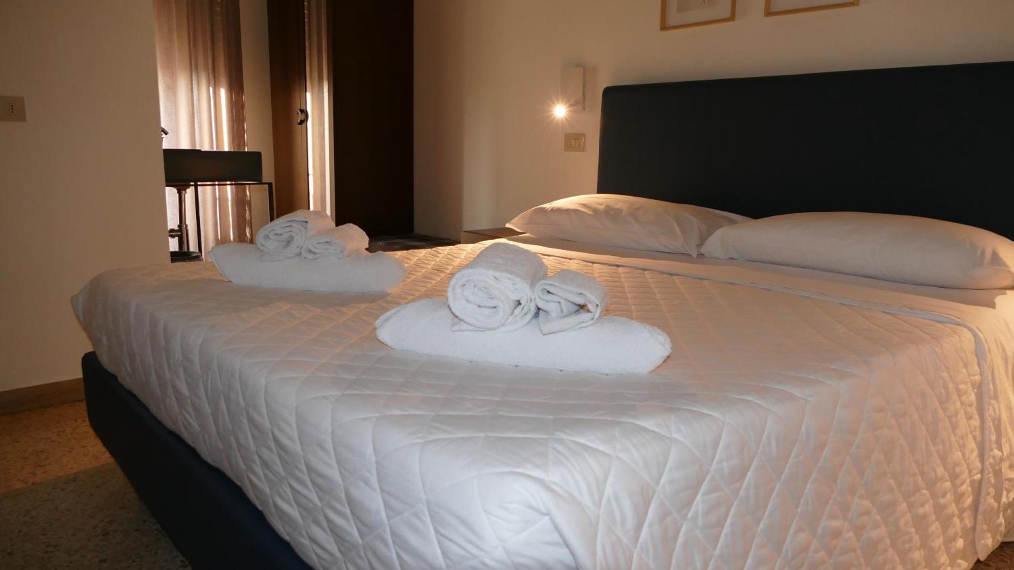 Hotel Spring Rimini Exterior photo